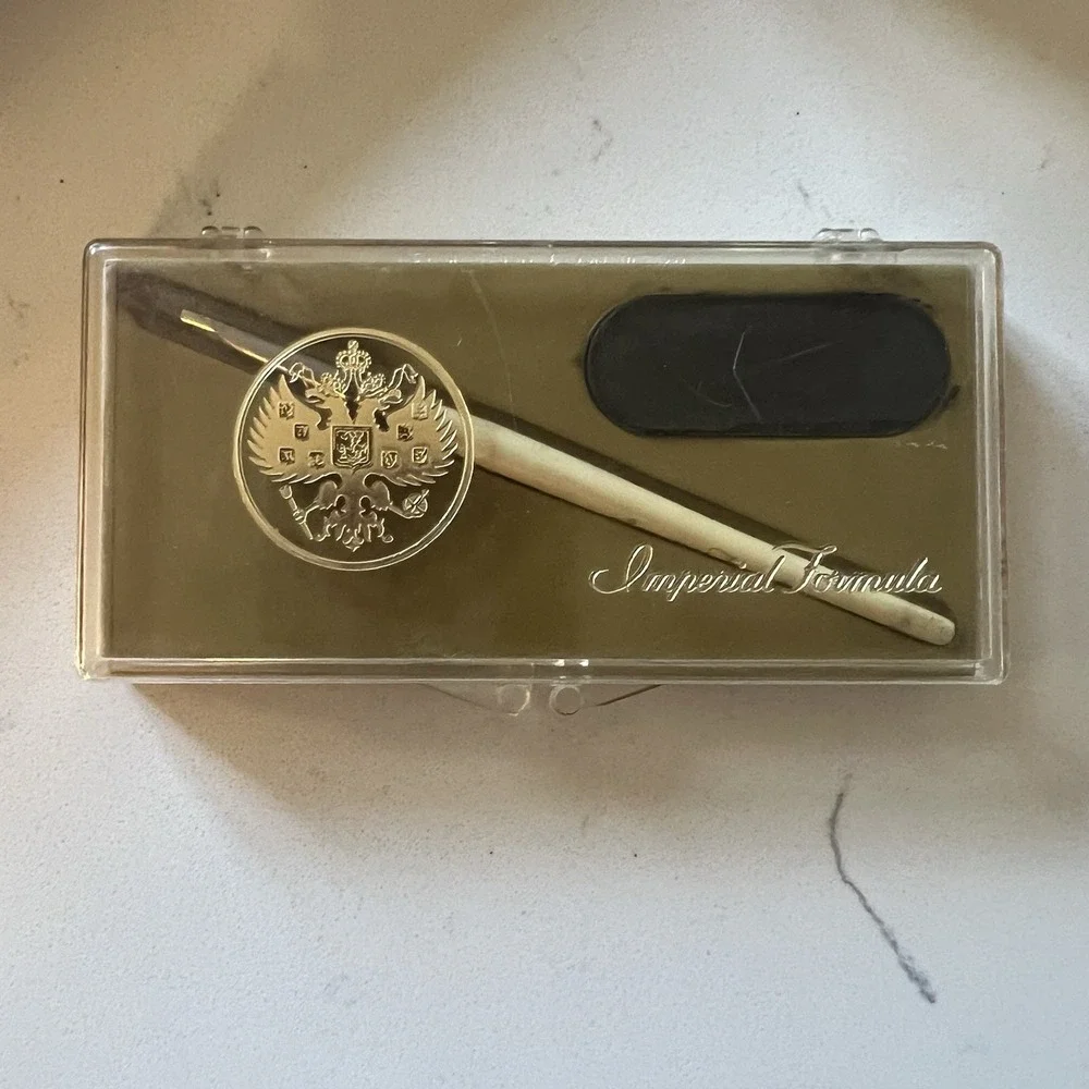 Imperial Formula Black‎ Eyelid Color Compact Vintage 1960s Eyeshadow Eyeliner